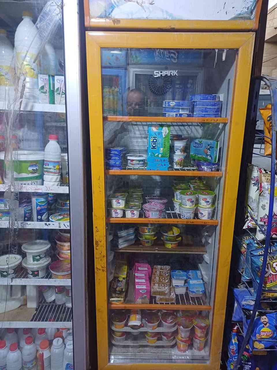عارضه اسواق بغداد الشعله الرقم *********** السعر ٢٠٠ وبيه مجال
