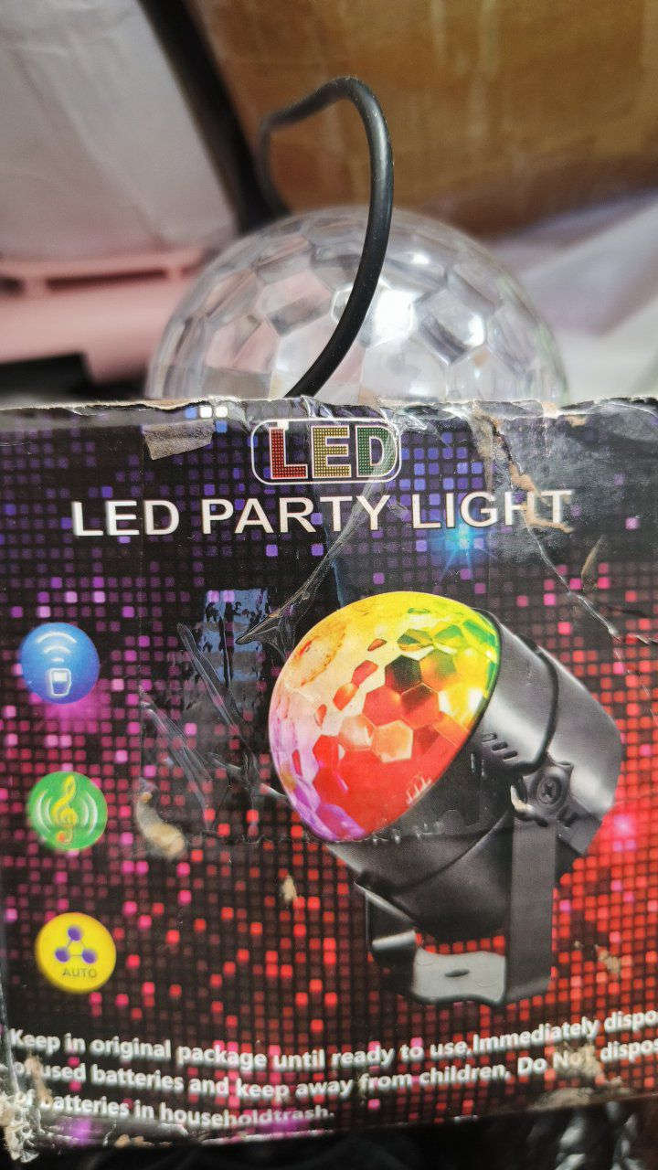 8 قطع ابيعهم شلعه 30 الف 
وبالعافية ع الياخذهم


**إذا كنت صاحب هذا الإعلان وتريد حذفه لأي سبب، رجاءا أرسل رسالة إلى الدعم الفني**