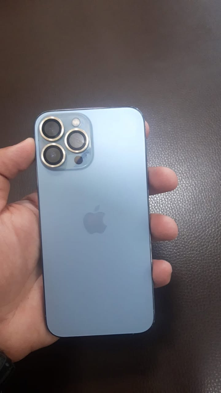 من رخصت الادمن ايفون 13 برو ماكس ذاكره 256 بطاريه 85 جهاز نضيف مامفتوح ولا داخل تصليح نهائيا للبيع الي يحب يشتري يراسلني خاص او واتساب والمو شراي لايكسر بسعره 
***********
