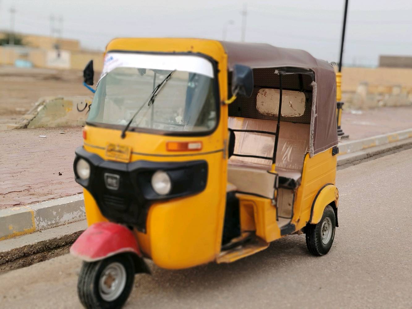 ١٨ اوراق اصوليه مكفوله
ابيع او اراوس بتكتك بدون اوراق او اوراق استنساخ شرط مكفوله من السرقه والعشائر