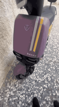 السلام عليكم دراجة الريان TAILGمستخدمة بطاريات عدد ٦ على الفحص سويج عدد ٢ مع بصمتين شاحنه اصلية مري اصليه سعر ٦٥٠ الف المكان بغداد الكرادة  *********** واتساب
