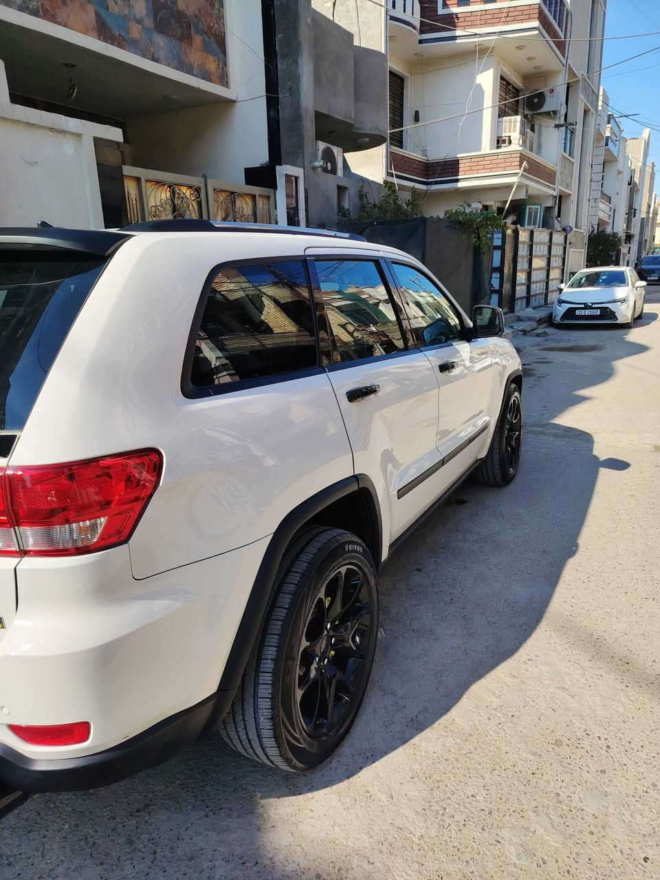 السلام عليكم ورحمة الله وبركاته
جيب لاريدو 2012
وارد كندي  لان مابيه صور حادث 
رقم بغداد بأسمي وهزه جديده  تحويل تاني يوم
سياره كامله وحلوه وبالعافيه على ياخذه مال جناي
كلشي ذاكرلك بالفديو لا اغشك ولا اخليك تتعنه بلاش هاي كدامك
مكاني بغداد ***********
السعر ١٥٥ وبيه مجال
