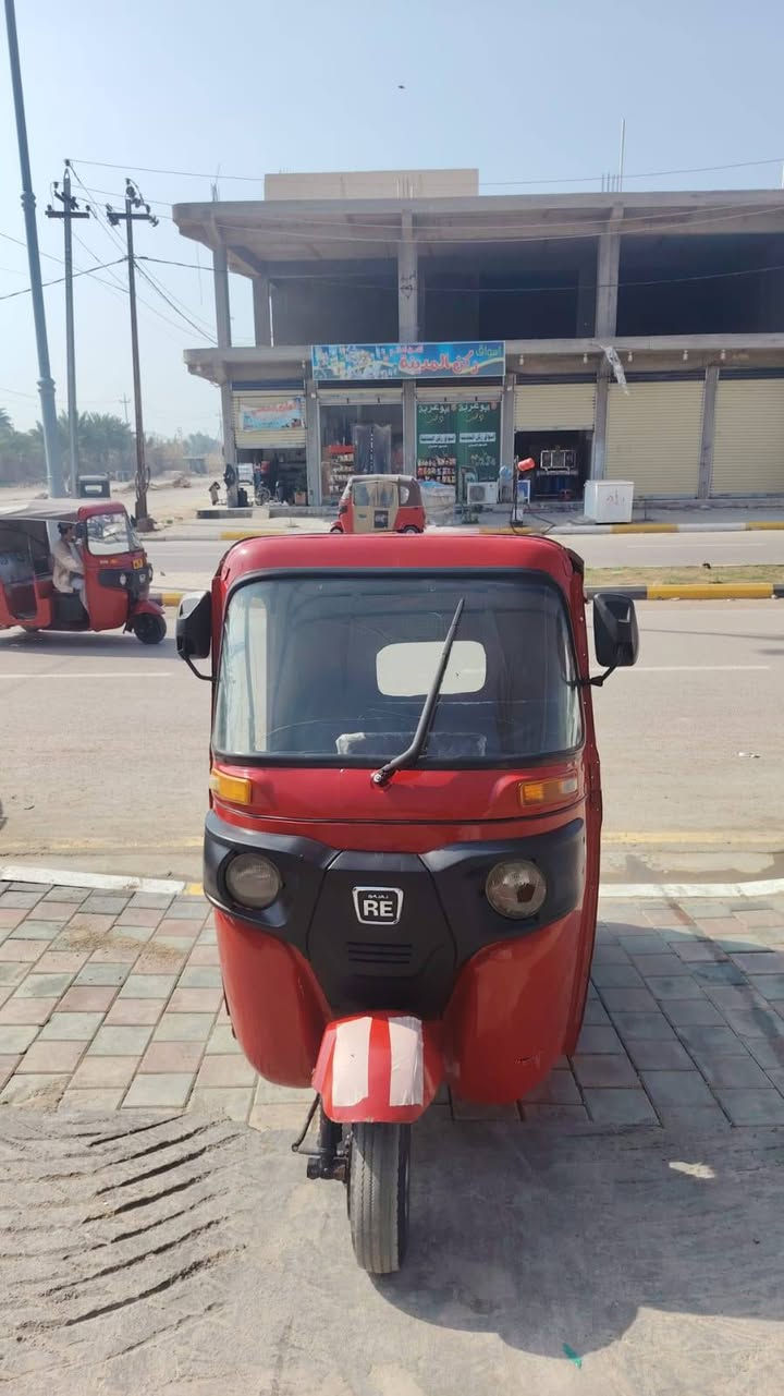 تكتك 2019 للبيع رقم وسنويه رقم ذي قار معمره ومصبوغه عام
السعر 5،250وبيه مجال 
 مكاني بغداد البلديات 
رقم ***********
