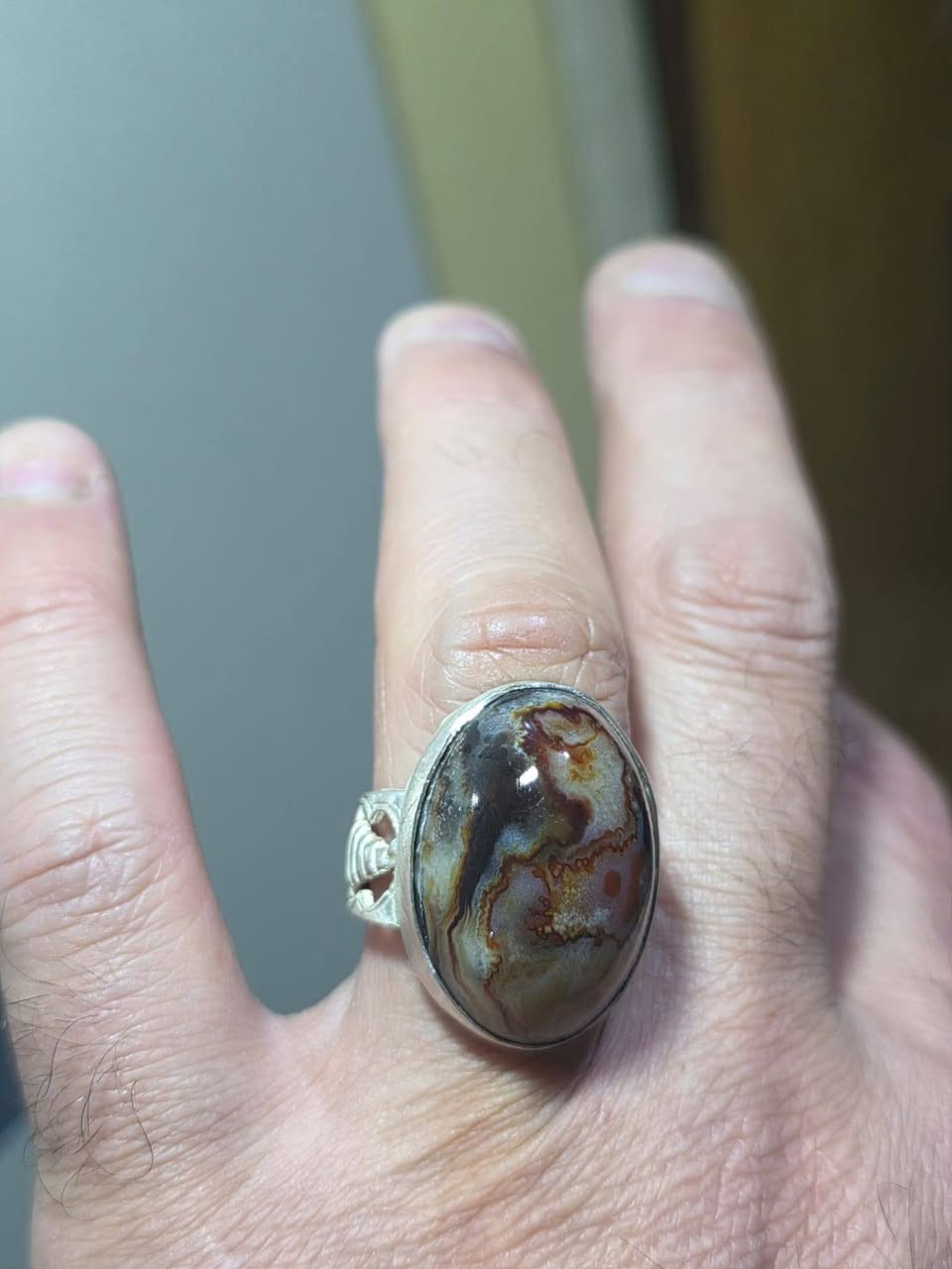 وينه الي يدور نوادر وحجر نار وشرار خاتم   داوودي دهن ودبس  خام حجر   مصور  نار وشرار    من اندر  نوادر  خاتم وحش من وحوش داوودي البركاني دهن ودبس  الخام القديم   لون غريب عجيب نوادر خامه  مصور   فول نار وشرار داوودي بركاني دهن ودبس  مال زماط  مال معاتب مال زماط   فول نار وشرار شرط     ☠️ ☠️ مرعب ☠️  قديم قطعه تحفه من تحف داوودي   🔥 نادر خاتم    قديم  فول مال زماط حجر قديم جدا روحانيه نار اشل اليد نار مال معاتب مال جناي مكشوف ومنجم ومروحن جوكر عام محبه قويه جدا تقارب  طاعه عقد لسان تسهيل امور جاها وجاها هيبه ومهابه بل عافيه عل يصيرمن نصيبه اقوه من الهبهاب خاتم    فوول تواصل خاص او واتساب *********** خاتم قمت جمال  وحش من داوردي القديم  ا   وهيج خامه معروف شغلهه شنو شرط ناررر مال   جناي شرط خاتم نار وشرار قديم   جوكر عام فضه اصلي وحجر اصلي ذمه
