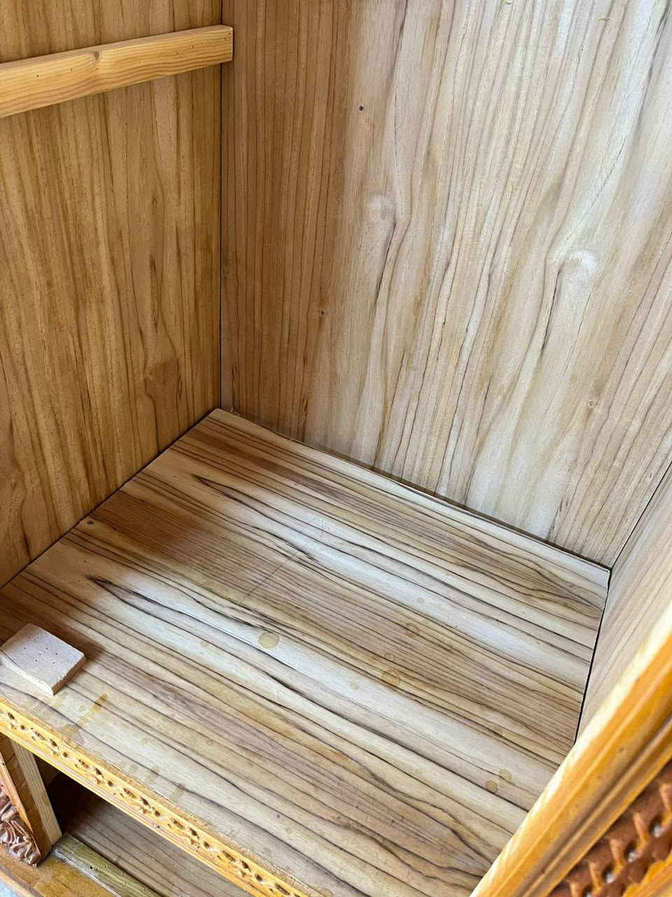 غرفه طابقين داخل خارج صاج تسكام نظيفه جدا زان مصري ضهر جرجوبه شد برغي العنوان بابل طريق السريع قرب محطة انوار بابل الشوملي اتصل مكلف بالنشر ***********
