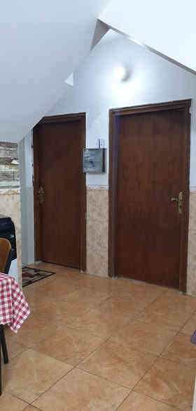 ياالله
مساحه🏠 ١٥٠ متر  +٦٠  متر تشجير 🏠

طابو ملك صرف 

شارع    ١٥ 

واجهه  ١٠   
نزال   ١٥
٤  غرف نوم 
هول 
صاله كبيره
مطبخ 
٢  منور
٣  حمامات 
وحديقه وكراج  كبير
٢ سطح
✍واقع حال   ٢١٠  متر 

   ***********
العنوان  /الامين الثانيه نواب الظباط شارع المهداوي للسيارات
