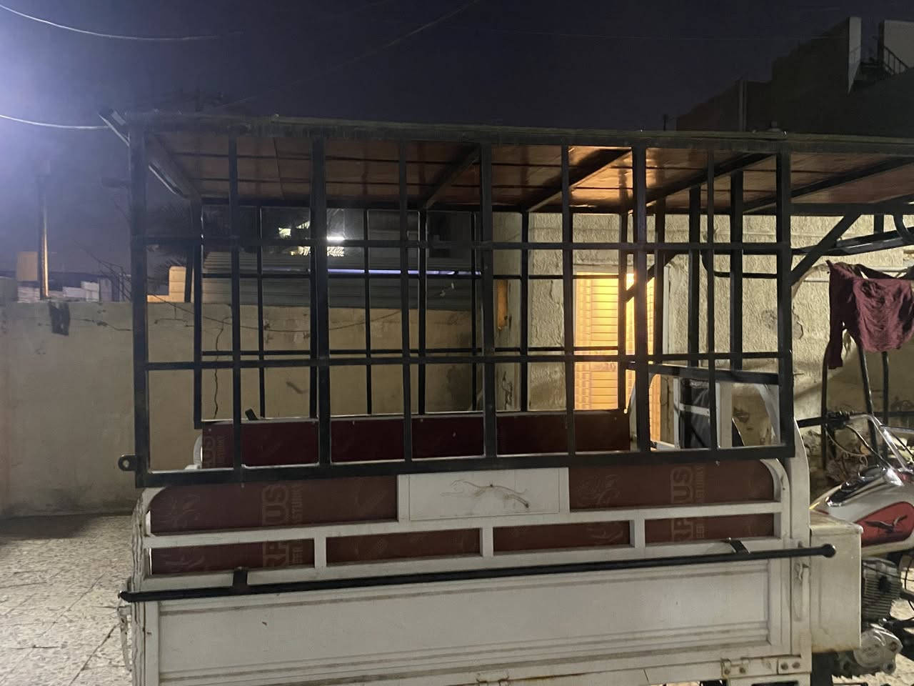 ستوته موديل 23نظيفه أوراق أصوليه كهربائيات محرك نظيفه كامله ستوته مكان بغداد شارع فلسطين ***********سعر 1850بيه مجال
