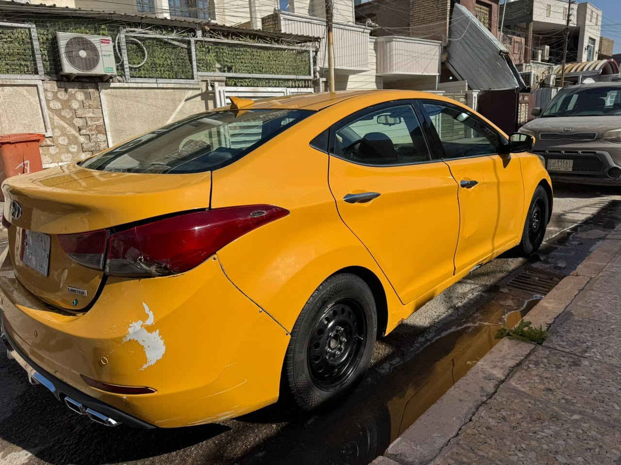 السلام عليكم النترا وارد امريكي موديل. 14  سياره لمتت كامل مواصفات سلايت كشنات تدفه جلد صدر سياره جديد كير جديد مكينه مجفته تخم تاير جديد السعر 100 بيه مجال 
***********
