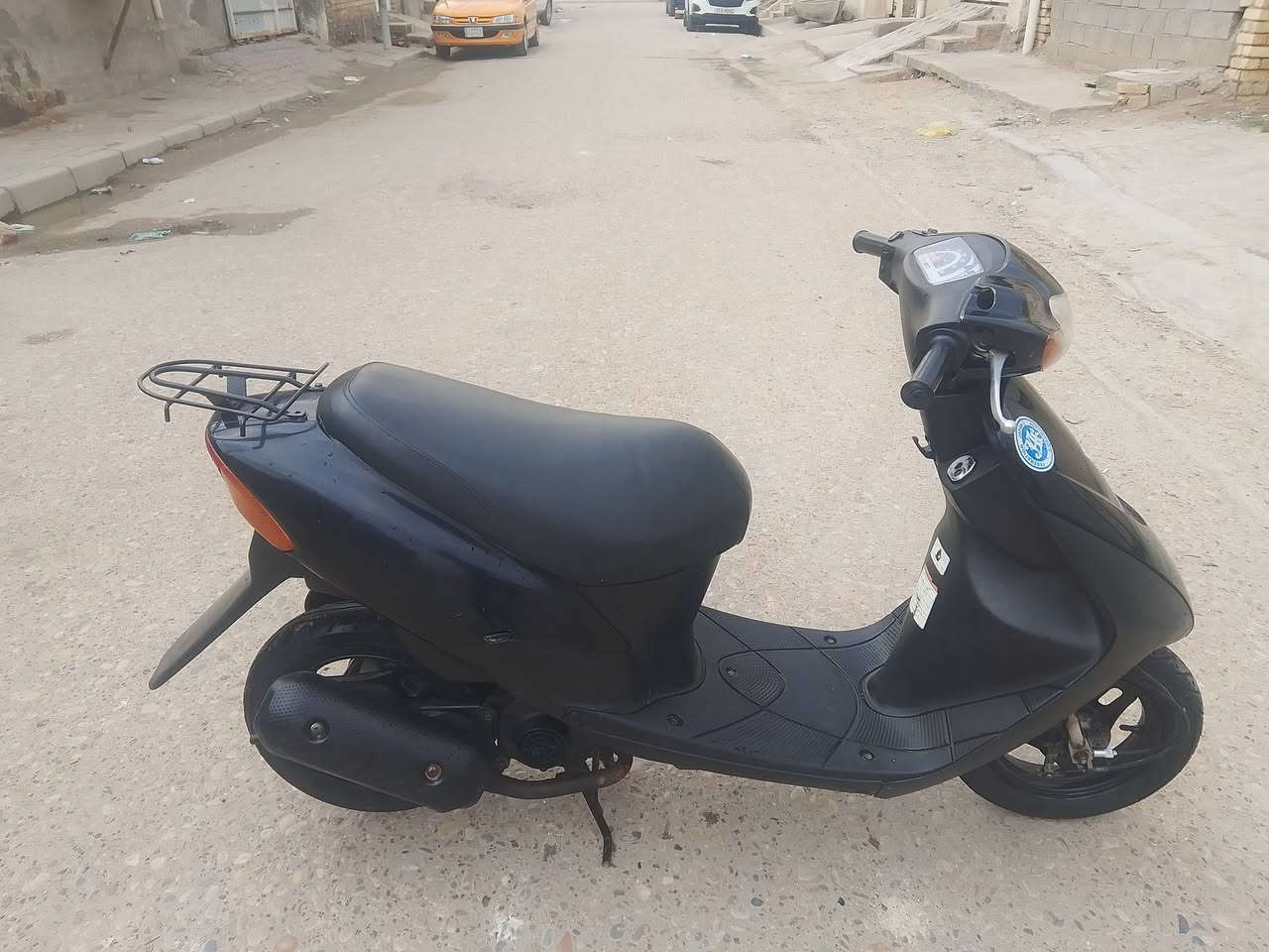 سلام عليكم دراجه ساسوكي رياضي،البيع دراجه جديده مامفتوحة خضه لي مصلح ذا كلك مفتوحه،تاخضه،بلاش،صالهة 3،تشر،من طالعه،وكيل سيد حميد بشارع ابو شاكر كلهة شغاله دراجه مابيهة اي نقص تجي تفحص وتشوف،حته سعر 375،شراي بخدمته،يخابر ويدلل،مكاني حي لحسين،جديد هاذ،رقم مامتواجد،خاص،.    ***********
