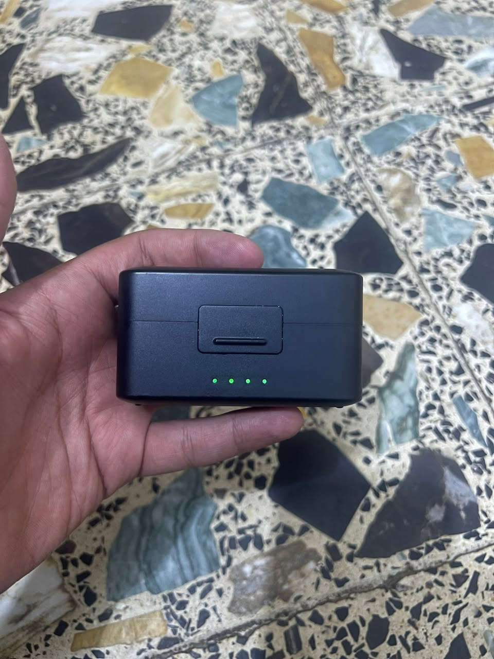 نك مايك من شركه PORODO 
عزل 90‎%‎ 
تحويلات ثنين تايبسي وآيفون 
سعره 40 بعده جديد 
موجود توصيل لكل المحافظات


**إذا كنت صاحب هذا الإعلان وتريد حذفه لأي سبب، رجاءا أرسل رسالة إلى الدعم الفني**