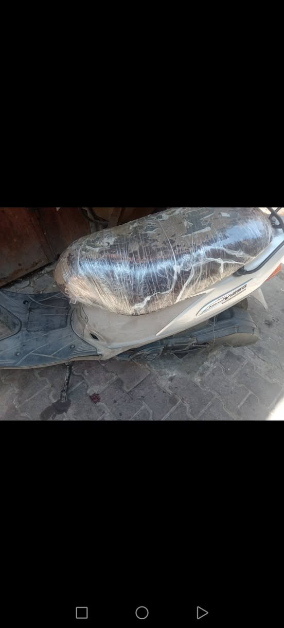 دراجه ادرز نضيفه اي نقص مابيه استان كهربائي العنوان شارع حيفا ***********
