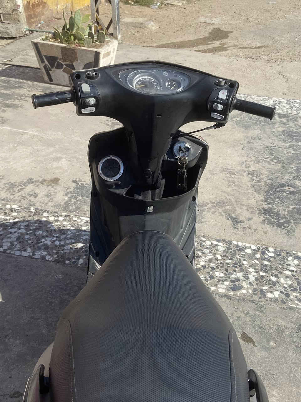 السلام عليكم دراجه ماكس ثعلب 👻140دراجه كله ختم واحد نكره سلف كهربائيات كله شغاله ربع متصرف عليه العنوان بغداد الجديدة السعر ٥٥٠ وبيه مجال بسيط تواصل خاص ار ع  ***********
