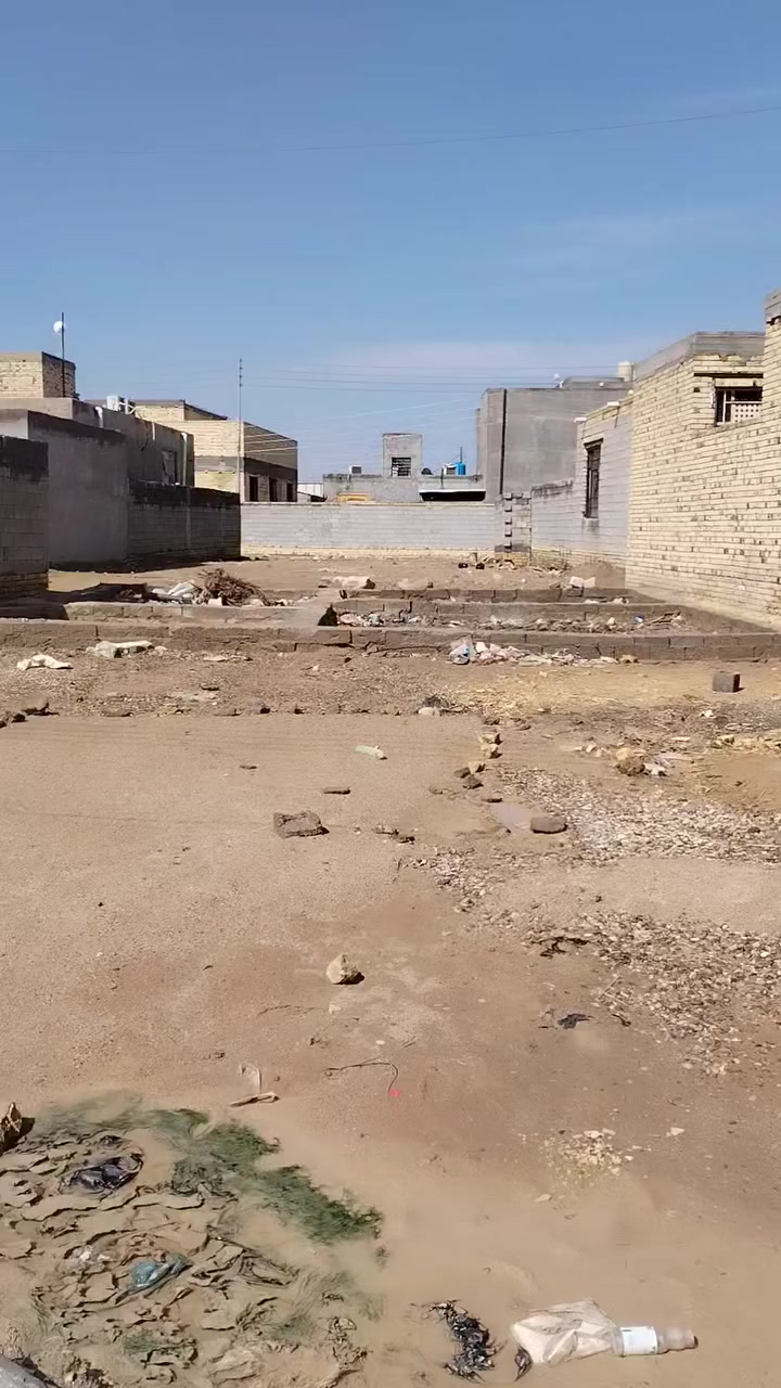 سلام عليكم قطعه لبيع مقابيل حي تربه طابو اسهم سند ٢٥  قرب بيت بو حسن لجواي ١٢ ونزال ٢٠ مكانهه كلش حلو ومتوفر كافت ألخدمات  لشراي يتصل وانه بخدمت لشراي ***********
