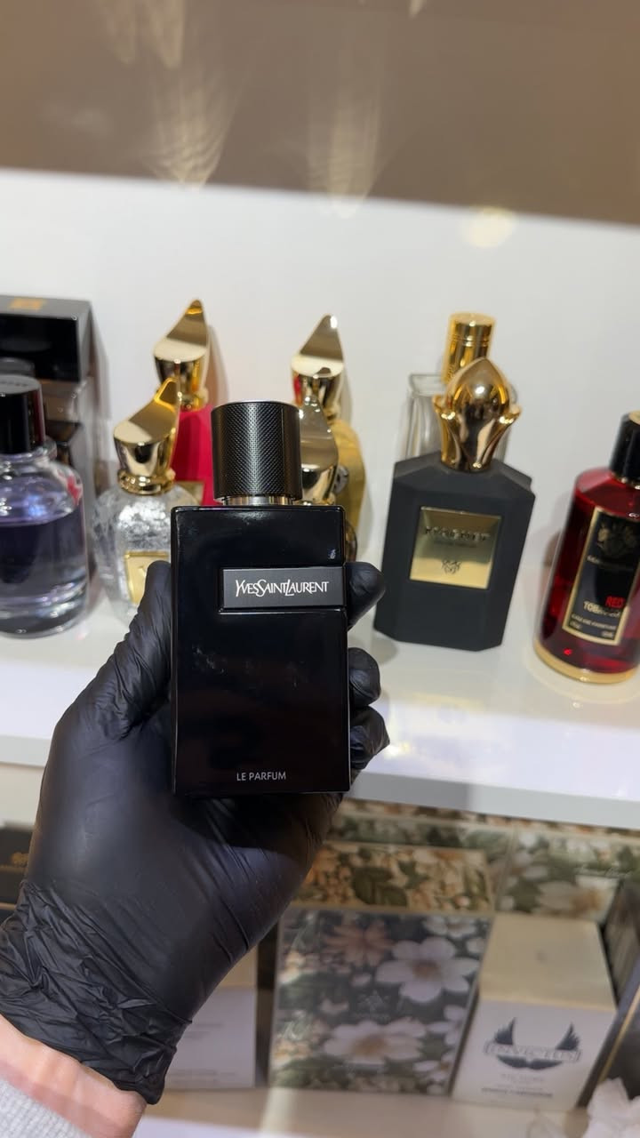 توفرت كافة التقسيمات وباحجام مختلفة ٣ مل و ٥ مل و ١٠ مل لمختلف البراندات العالمية والخليجية نتعامل فقط بالاصلي 💯 
اليحب يزورني مكاني بغداد اليرموك اربع شوارع 
وكذلك متوفر خدمة توصيل لكافة المحافظات 
للاستفسار اكثر يرجى مراسلة الصفحة او الواتس 
*********** 
تحياتي لكم ولادارة الكروب 
#دكتور_كشخه_للعطور
#العراق
#تقسيمات
#original
#اصلية
#luxury
