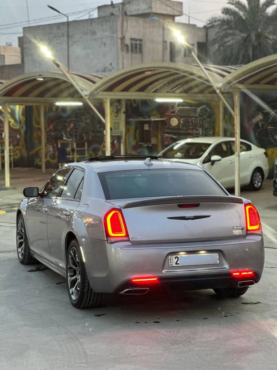 السلام عليكم
اوباما 2018 S كلين تايتل كندي 🇨🇦 السياره حيل جديده وأحلى من الصور  ماشية 63 كفاله عامة من الصبغ والتبديل بيها بس تعديل بارد بالباب الورة السايق  كلش صغير وميبين  اصلا 
المواصفات
 بصمه 
بانوراما  
دبل لحية 
بردة خلفية 
شفتات ستيرن
تشغيل عن بعد 
كشن امامي خلفي تدفئه
تحكمات أستيرن 
مري هيتر 
تبريد قطعتين 
وباقي مواصفات ال S المعروفه رقم  سليمانية باسمي تحويل ثاني يوم 
مكان السياره / بغداد
للاتصال ***********
