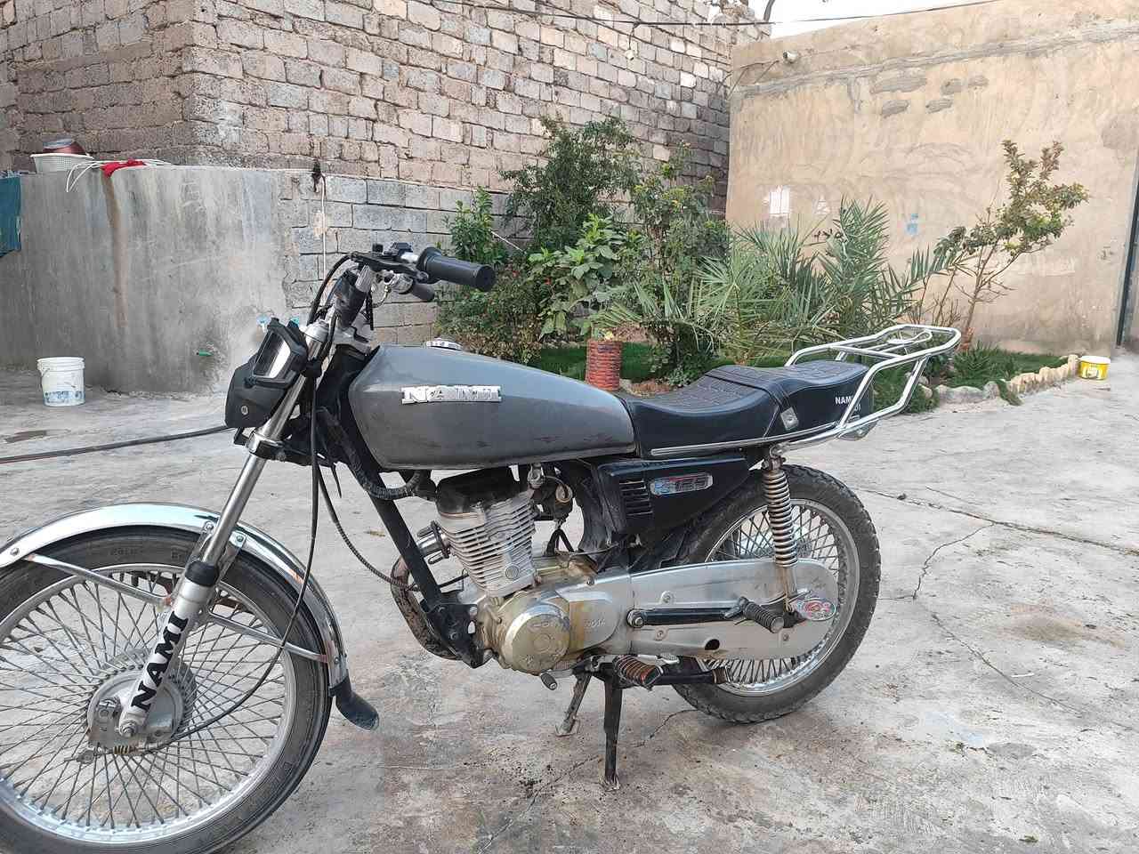 دراجه نامه موديل 2014 محوره 2023 
اربعه كير محرك 125  السعر ٣٥٠ بيها مجال
مكان جلولاء ‪***********
