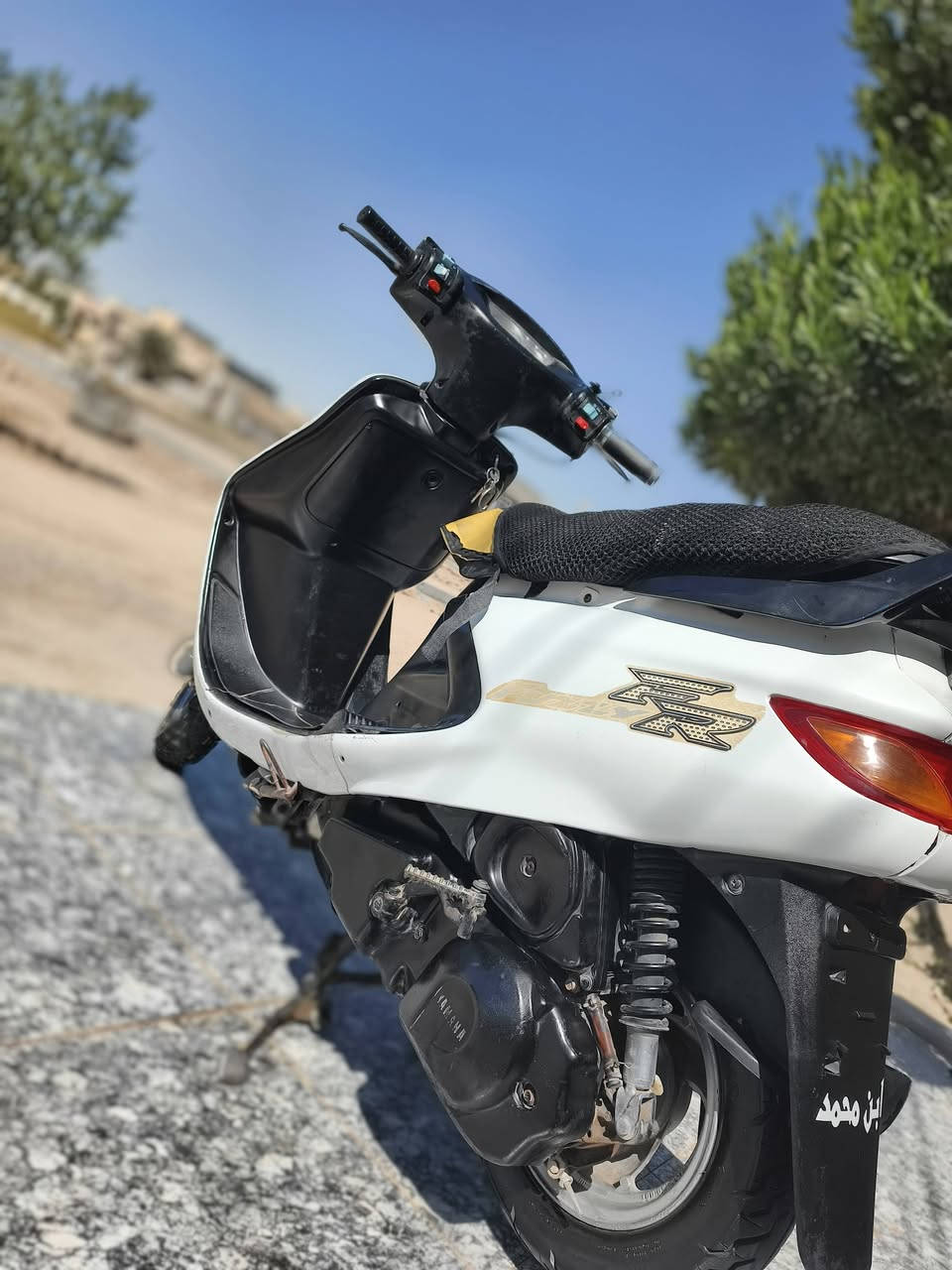 السلام عليكم دراجه للبيع فورتي فراشه كامله كلشي شغال سلف هندر مكاني ديالى الخالص مناسبه سعر 300 قفل بيه حك جيه أو تصال ع رقم  ‏‪***********‬‏
