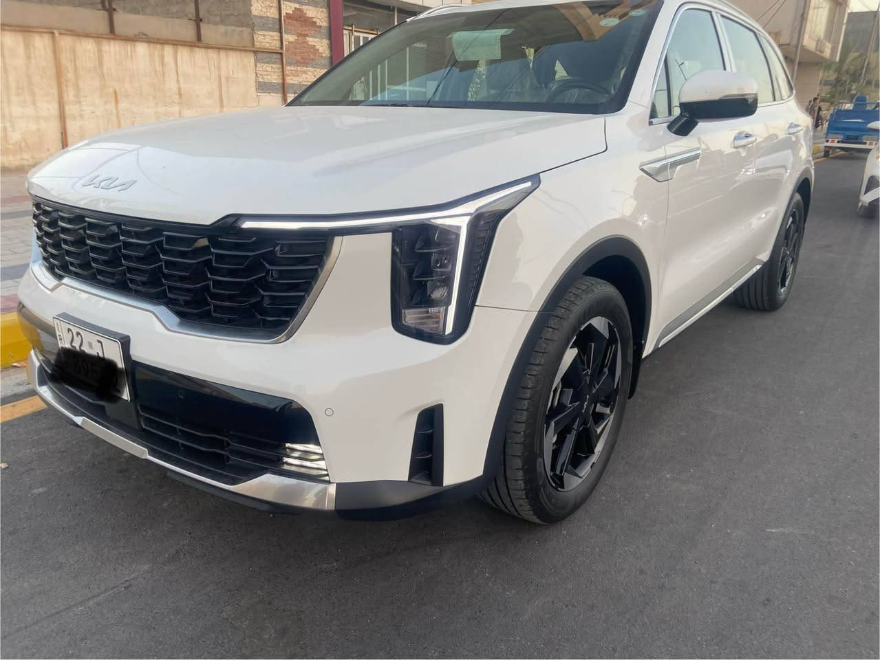 سورنتو 2024 4 سلندر 
عداد السيارة 50الف KM
رقم اربيل بااسم شركة الراوي
كفالة عامة كلش نضيفة السيارة 
الهاتف / ‭***********‬ بغداد, العراق

