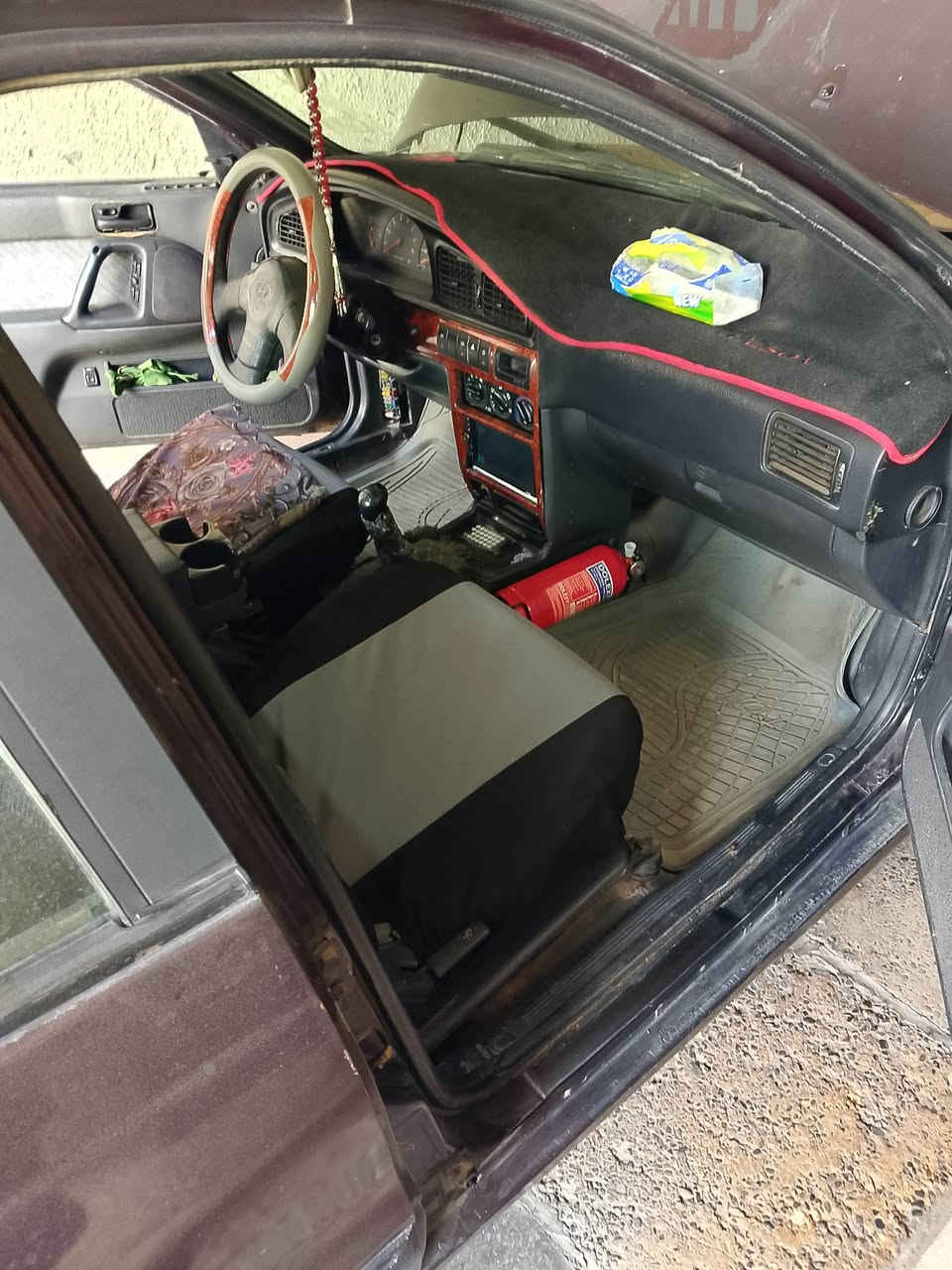 سيارة النترا موديل 1994 ديالئ كير عادي محرك مفتوح سعر 29 رقم ديالي
***********
