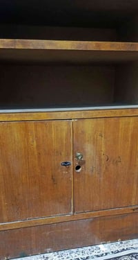 ميز تلفزيون • صاج • ثقيل