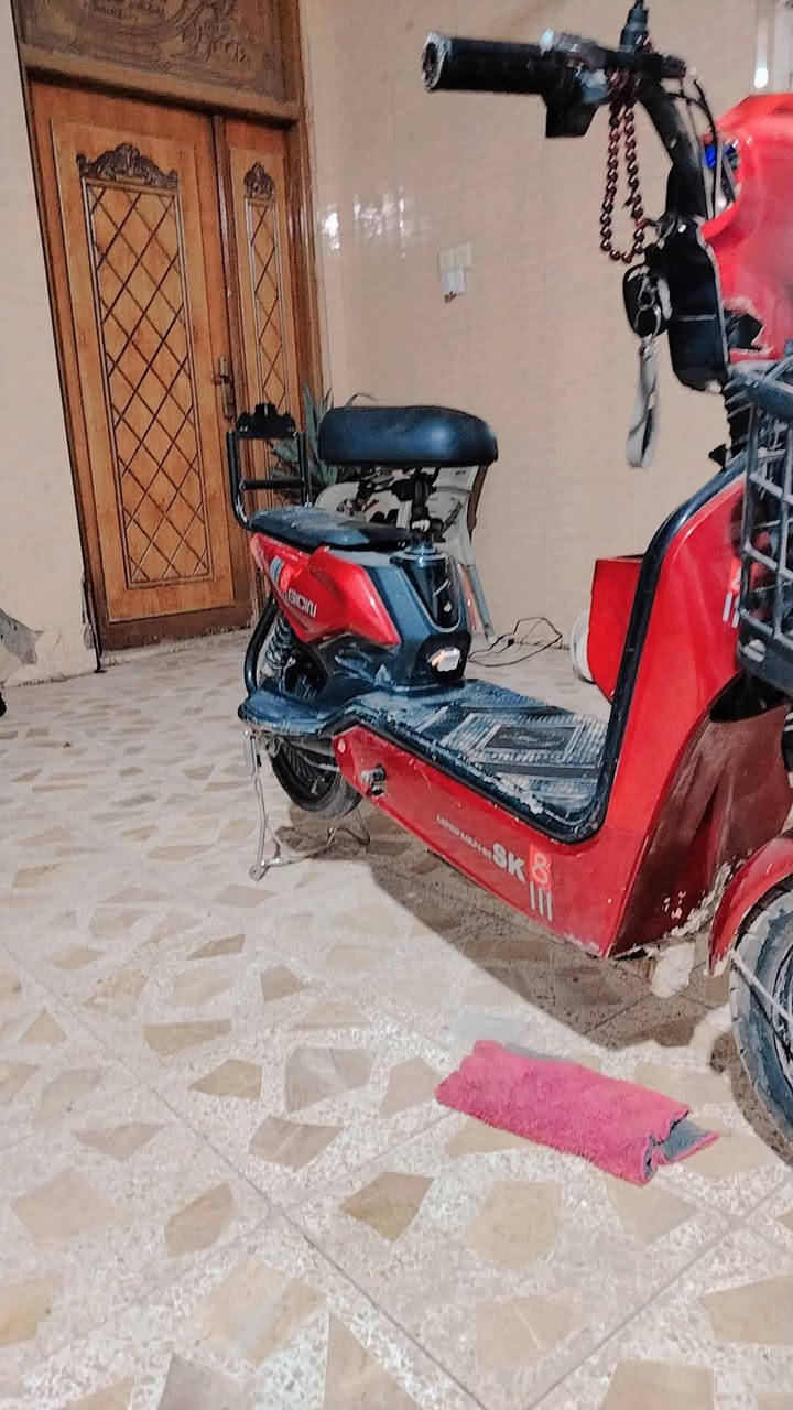 باسكل شحن موديل 23 للبيع شاشه واشاير وهورن مايشتغل والباقي نضيف فول ومستعمل نص عمر والسعر ١٠٠ وبي مجال لاستفسار ***********والعنوان كربلاء طوريج
