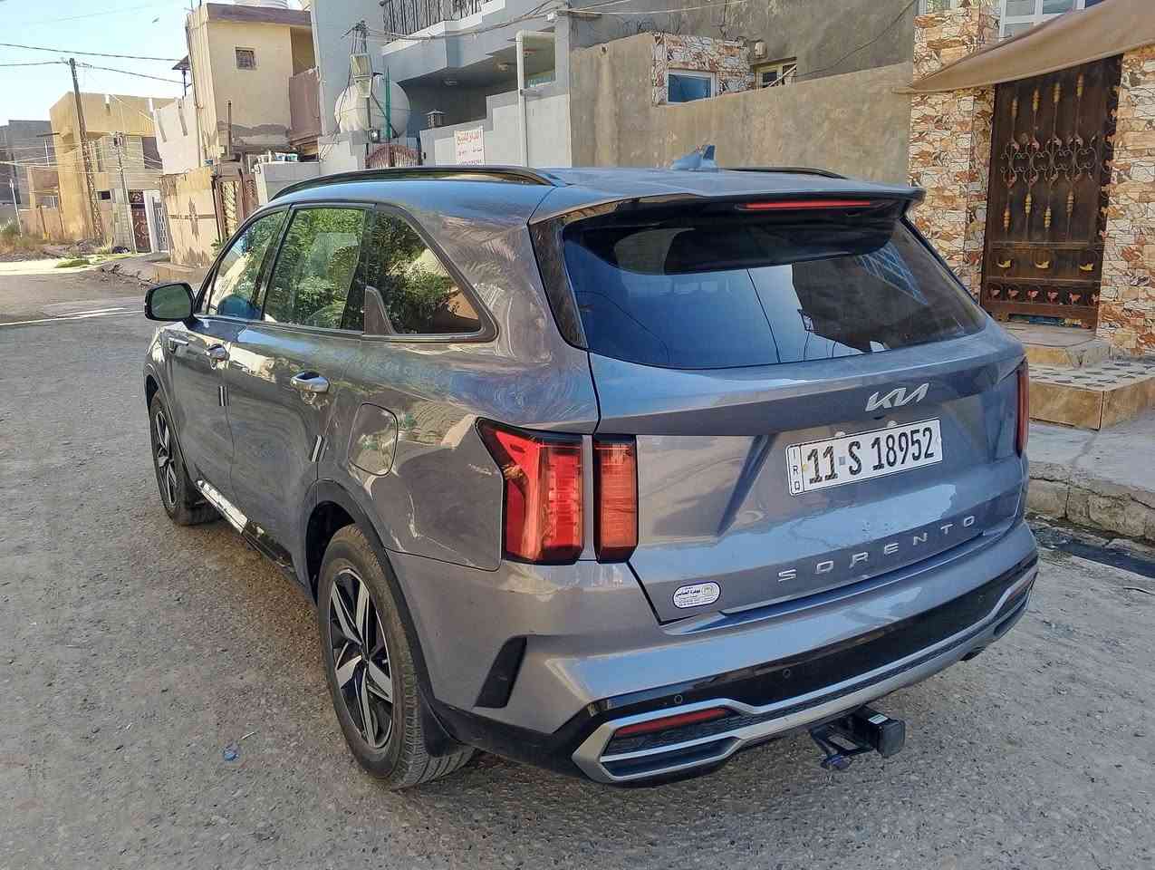 للبيع كيا سورنتوا وارد امريكي موديل 2022
سبعة راكب 
قطعتين تبريد 
تشغيل عن بعد ورادارات وحساسات وكامرا ومانع تصادم وتثبيت مسار وشاشه لمس وشاشة تبريد لمس  وتثبيت مسار وشاشه تبين حال الإطارات في حال البنجر واطفاء ذاتي 
السعر المطلوب 207 وبيها مجال 
للاستفسار التواصل على الرقم ***********
متواجد واتس اب و فيس 
رحمة الوالديكم 
الي مو شراي لا يتصل

