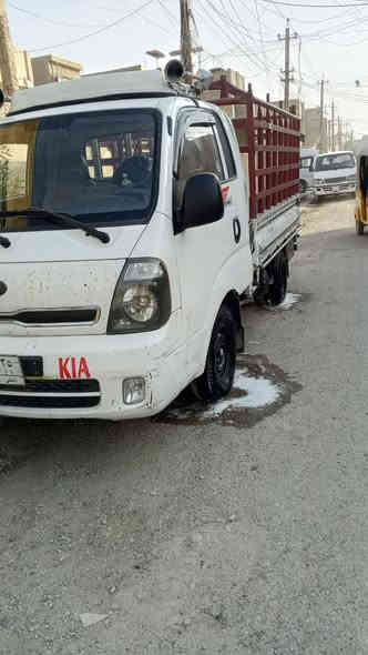 السلام عليكم كيا 2700 موديل 12رقم مثنى مشروع وطني بسمي سعرها 90 مكاني بغداد  *********** السيارة جاهزة
