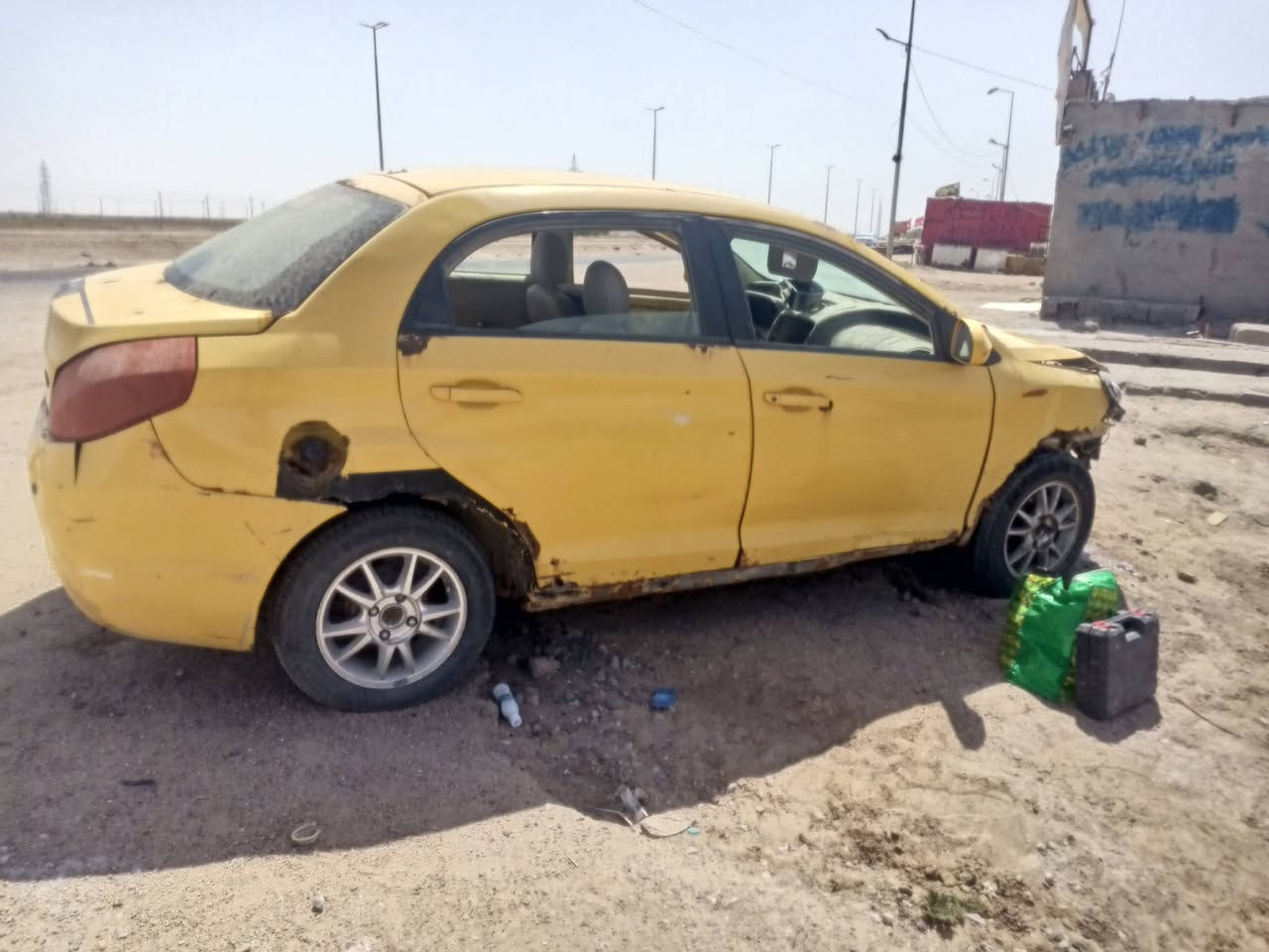 ادوات شيري فلاوين تنباع ادوات كوم حديد بيها تخم تاير جديد ومكينه وكير  كورلا مكينه حمت ووكفت  كير سليم
دواخل كشنات نضاف دشبول الخ 
السعر 450 الف مكاني بصره ال سيبة 
***********
