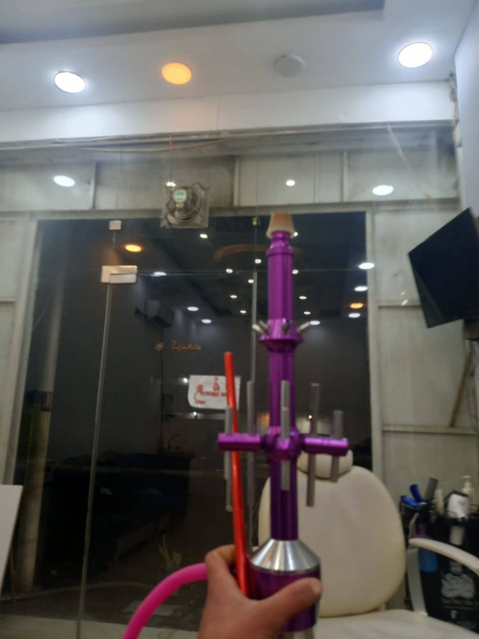 السلام عليكم البيع نركيله سعر 40 وبي مجال ***********
