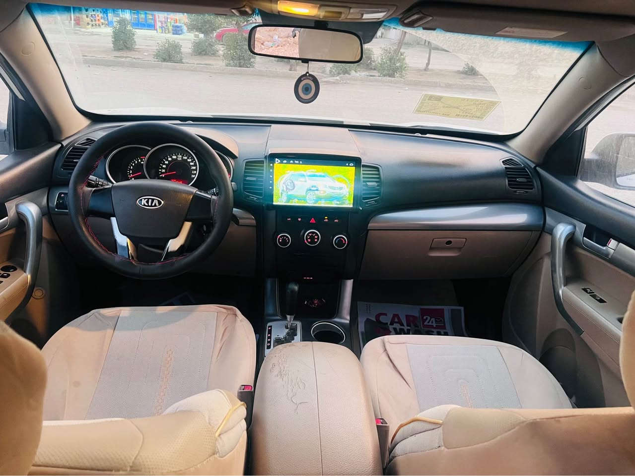 لبيع كيا سورنتو موديل 2011 خليجي كفاله عامه من صبغ وتبديل والبارد فقط شخوط بسيطه بجه الصدر 
مكينه 2400 ما مفتوحه ماشيه 160 سياره كلش نضيفه 
رقم اربيل تحويل وكاله موجود 
السعر 138 
مكان سياره بابل المركز 
*********** حلة, بابل
