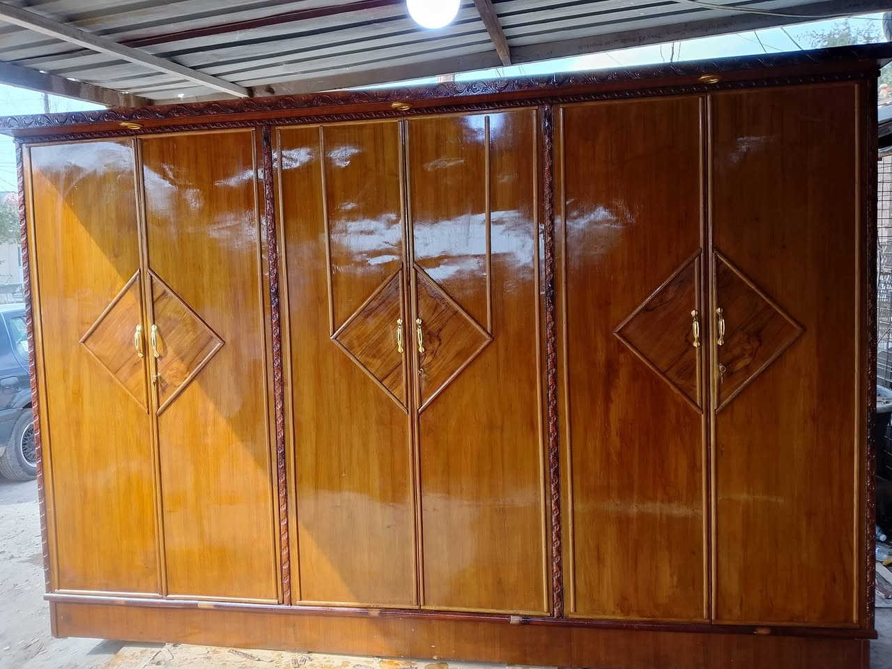 كنتور صاج 6ابواب 175قفل قفل قفل قفل قفل قفل كنتور نضيف بل عافيه عل يأخذه مكان بغداد  شعله جكوك موجود توصيل داخل بغداد ***********
