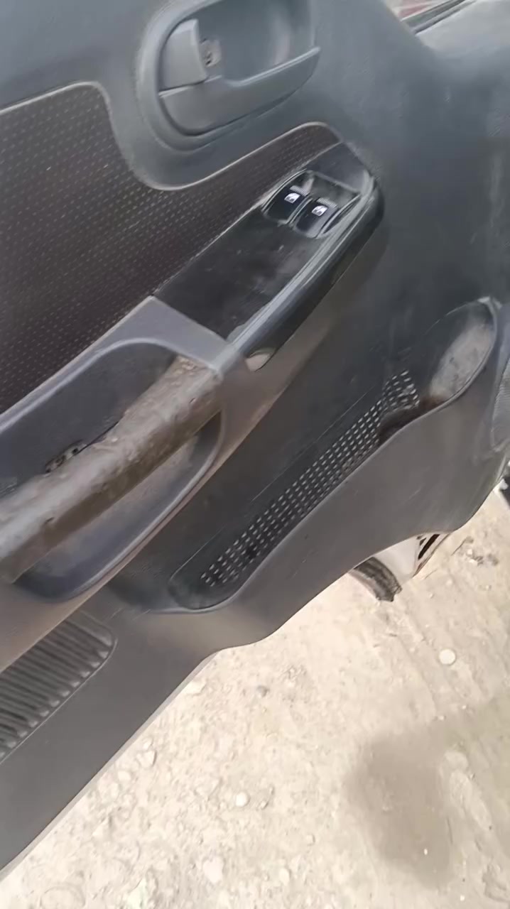 كيا 2700 موديل 16 واسط  مكفوله  من الضربه كير محرك اكسن تحويل ثاني يوم   صدر جديد ***********
 تخم تاير محجر  94بيها مجال
