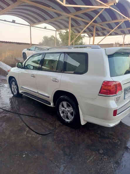 لاندكروز ٢٠١٤ فول مواصفات مكفوله من الضربه والصبغ رقم اربيل بأسمي تحويل مباشر العنوان الانبار الخالديه السعر ٤٢٠ رقم الهاتف ***********
