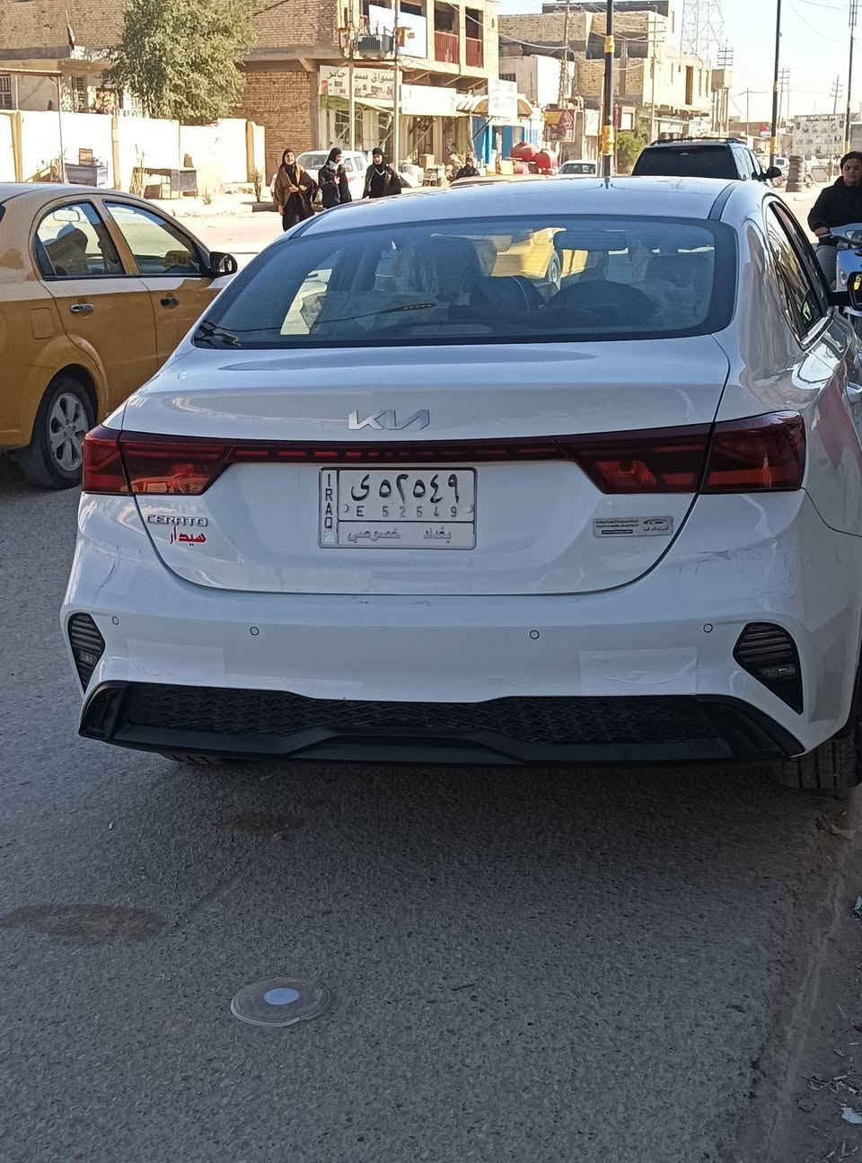 سيراتو 2024 للبيع ماشيه 60الف كفاله عامه السياره محرك 2000 فتحه أشاير بل مري فتحه تحكمات كامله السياره جاهزه مكانها رميثه ***********
