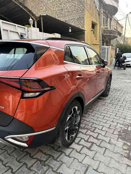 السلام عليكم
   سبورتاج للبيع 
(لون مميز مشمشي)
كيا سبورتج موديل 2023 السيارة مكفولة بيه ملاحضات بسيطة 

رقم اربيل رقم جديد

ماشيه 24 الف 🚨✅

خليجي موديل 2023✅((ضمان الدولية )
داخلة ضمان الوكالة 

بانوراما ✅

سعة المحرك 2.0L✅

مرتبط بناقل حركة أوتو 6 نمر✅

كشن السائق كهرباء مع تدفئة الكشنات والمقود ✅

حساسات خلفية أمامية ✅

لايت زينون + LED✅

كشافات ✅

بك لايت LED✅

حجم الاطار 235/50R19✅

ويل كب ✅

4 دسك✅

ماسحة خلفية✅

اريل نفكيتر ✅

مفتاح التشغيل بصمة نزول وصعود الجام بالريمونت✅ (بصمتين موجودة)

دشبول شاشة ✅

شاشة Apple Car play✅

كاميرا دوارة ✅

مثبت السرعة Cruise✅

المودات والأوامر الصوتية✅

أوضاع القيادة  Drive Mode✅

فحص أنظمة السيارة ✅

حساسات ضغط اطارات ✅

شفتات مقود✅

قطعتين تبريد✅

هاند بريك كهرباء ✅

ا ABS ✅

ا Auto Hold   أوتو هولد✅

ا ISOFIX   مثبت مقعد الطفل✅

نظام مانع الانزلاق✅

نظام نزول المنحدرات ✅

اشارة في المرايا الجانبية✅

مخرج منفذ الطاقة✅

ا  Bluetooth ✅

شاحن هاتف Wireless ✅

كشنات مغلفه

صندوك كهربائي

موقع: بغداد /الاعظميه
السعر خاص
الرقم ***********
