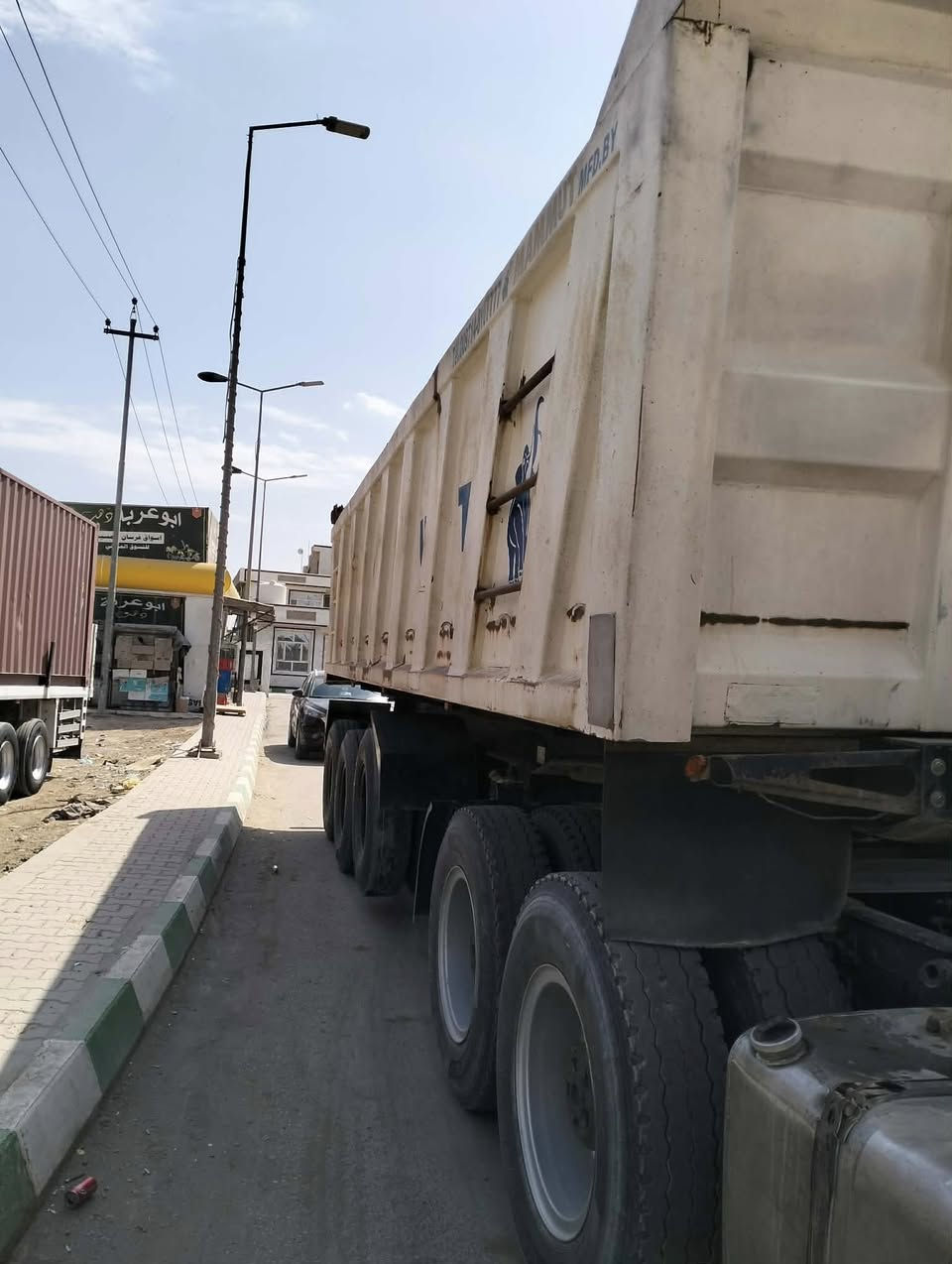 السلام عليكم سكانيا نساف سكس جاهزه الشغل 2005 باسمي تحويل ثاني يوم السعر 425 وبيها مجال ***********
