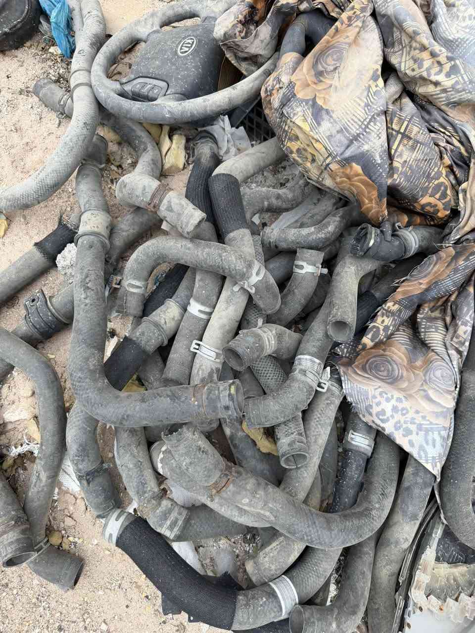 السلام عليكم 
عندي غراض كوريه تفصيخ وجديد  ما مصورهم 
ابيعهن كلهن وبسعر مناسب 
عنوانهم بصره

اتصال ***********
