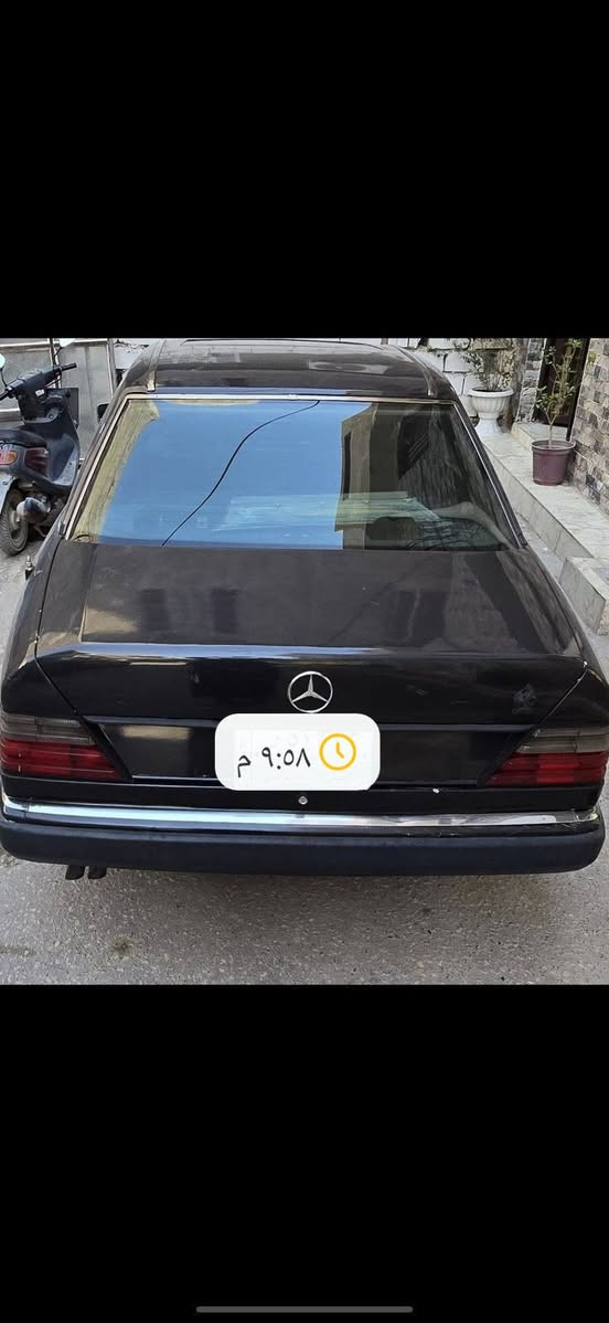 السلام عليكم
دب 1993 مشروع وطني رقم بصرة سنوية بإسمي تحويل مباشر
محرك كير بلاد ( عنكبوت ) وبدلته جديد وصارت ماتصرف هواي بانزين وحماوتها للنسيان بعز الصيف تشغل تبريد ثلج وتشوف السيارات رافعه بنيد وانت مكمل مسيرك مطمئن .
مكينتها لا تنقيص ولا حتى تحرق دهن بحيث تبدله وهو بعده اصفر وهاي من النوادر 
قواعد دبلات واحد سليم والثاني مصلح وحداديتها نص عمر
لايتات زنون .. سماعات جديدة .. تايرات جديدة .. سنتر لوك
مصبوغة للجمالية ، مكفولة من الضربة و ماعليها غرامات
عيوبها الفتحة ماتشتغل بيهه مشكلة بالسچة وماطور الماسحات ضعيف يحتاج تبديل 
مكانها كربلاء السعر من الاخير 60 ورقة
رقم الهاتف للتواصل 
***********
