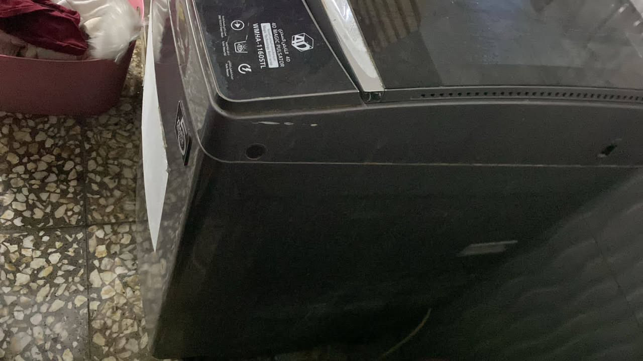 غساله الحافظ 11 كيلو
نظافه 100% لون رصاصي
 اي خلل ما بيه بلاديه 
نظيفه كلش  
يوجد توصيل 
السعر 180 الف
رقم الاستفسار ***********
