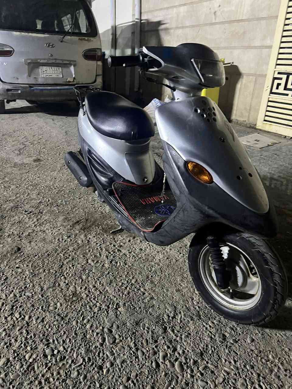 ياماها 9زروف للبيع مفتوحه بس بوشه بيه الباقي مكفول دراجه تخبل نكره كلشي شغال بيه واناعمه بس  اكسن قليل سعره450 وبيه مجال قليل شراي الاتصال ***********
