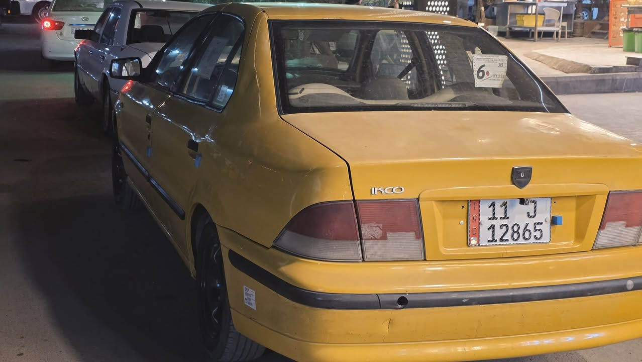 سلام عليكم سمند للبيع موديل 2012 سيارة جاهزة من كلشي صدر ومكينه وكشر مكفول تبريد شغال السيارة خير من الله هزة جديدة مصفر هيئة وغرامات السعر 38وبيها مجال قليل مكان سيارة بغداد الجديدة رقم الموبايل ***********واتساب موجود
