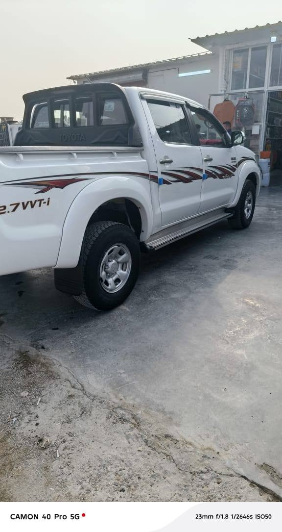 السلام عليكم
سياره بيكم تيوتا موديل ٢٠١٤ مكفوله كفاله عامه 
بأسمي تحويل ثاني يوم رقم بغداد للاستفسار الاتصال *********** بغداد التاجي الشيخ عامر
