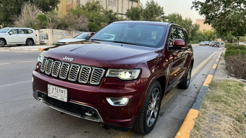 السلام عليكم

⭕️جيب كراند شيروكي اوفرلاند خليجي ٢٠١٩ 

Jeep grand Cherokee overland 2019 4x4

⭕️وكالة ليث العبيدي

⭕️الممشى 78 الف كيلو (48 الف ميل)

⭕️اللون: ماروني

⭕️الفئة : اوفرلاند

⭕️الدفع رباعي

⭕️جكات صعود ونزول

⭕️ثلاث شاشات مع منفذ hdmi

⭕️كشنات جلد داخل جوزي اسبريسو

⭕️تدفئة وتبريد الكشنات الامامية

⭕️تدفئة الكشنات الخلفية

⭕️تحكم الكشنات والستيرن كهربائي مع خزن الوضعيات

⭕️سقف بانورامي

⭕️نظام كاربلي

⭕️ماوس تحكم بوضعيات القيادة

⭕️صندوق كهربائي

⭕️جام دبل عزل

⭕️مثبت سرعة

⭕️تحكمات ستيرن 

🟢السيارة خليجية كفالة عامة عدا بارد بالباب اليمين والصندوق مع خدوش سطحية بالدعاميات 

كير ومحرك ما مفتوح

🟢السعر: ٢٨٠ ورقة

مكان السيارة بغداد - نفق الشرطة

للاستفسار : ***********

