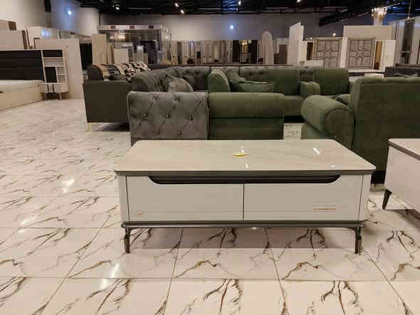 يتوفر تشكيله من الأثاث المنزلي من جزامات وميز شاشه وطبلات وسطيه وجهين ومرجوحه ثلاثيه متوفره الان في معرض الشركه الكائن طريق رفاعي نصر مجاور جامعة اوما الاهليه للاستفسار اكثر يرجى الاتصال على الارقام التاليه
***********
***********
*********** واتس فايبر تلگرام 
البيع بطريقة النقد والاقساط 
الشد والنقل داخل محافظة ذي قار مجانا
