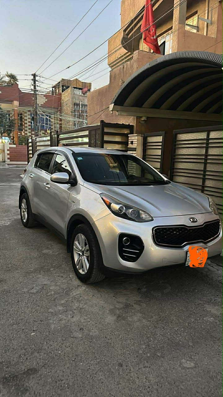 كيا سبورتج 2017 وارد امريكي حادثة بابتين مبدلات رقم بغداد ب١٦٥ ورقة  بيه مجال فور ويل نص  مواصفات  
 مكاني بغداد الزعفرانية
رقم الهاتف : *********** بغداد, العراق
