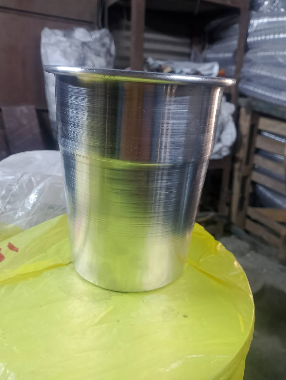 دولكه صنع عراقي
الدولكه العدله ب 8500
الدولكه الهنديه ب 7500
ابيع بسعر المعمل بيها مجال للكميات الكبيره 
***********
