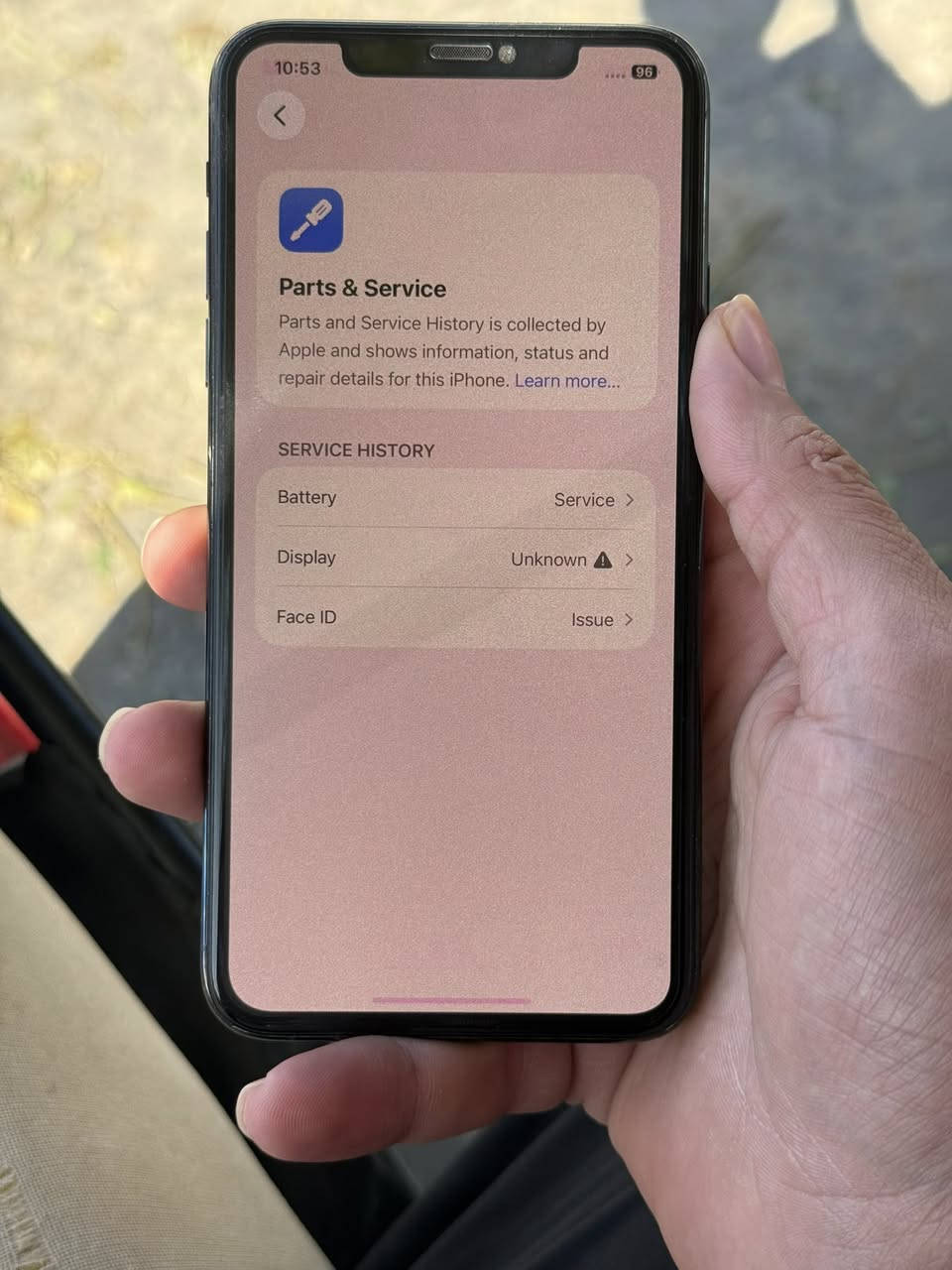 السلام عليكما ايفون 11 برو ماكس 
ذاكرة 256
شاشة مبدلة وبيها ضربك فوك مثل ما موضح
بطارية ما مبدله 77
فيس ايدي واكف 
سعره 230
مكاني بغداد كاظميه 
***********
