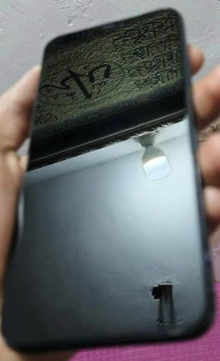 السلام عليكم 
ايفون 11برو ماكس ذاكرة جهاز٢٥٦
جهازخير من الله  الفيس ايدي يرادلة برمجة و البطارية ٦٦مايصرف شحن خير من الله والشاشة مبدلة وكالة فرع المنصور ٣خيارات 
السعر ٢٧٥ وبي مجال حك الجية 
رقم ***********
