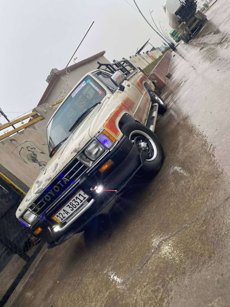 سلام عليكم
بيكم للبيع مديل 88 حل نضيفة رقم مسطرة كابون بنزين اكتروني شرط التحول 

محرك وكير وشاصي حداديه كهربايات تخم تايرات جاهزه

للاستفسار الاتصال على الرقم *********** غير متواجد على الفيسبوك العنوان نينوى
