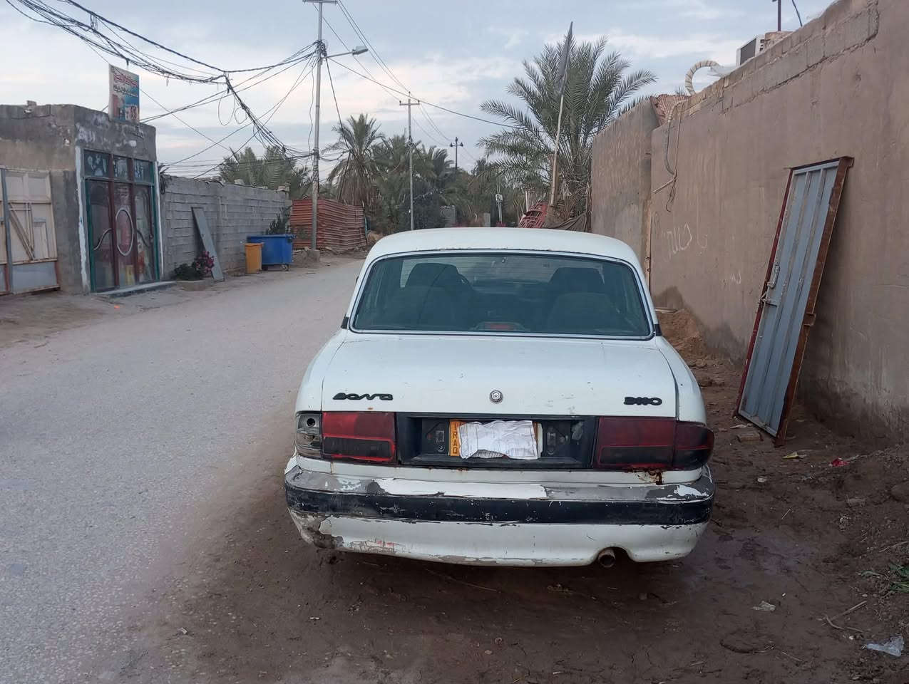 السلام عليكم من رخصة الادمن فولكه مكينه وكير vvtتحويره جديده كشره بدون صبغ او ضربه فقط الجاملغ موضح بالصوره حداديه نص عمر داخله حلو اوتماتيك السياره باسمنه ماعليه غرامات مدور ثاني يوم السعر 30ورقه وبيه مجال مكان نجف ناحية القادسيه رقم ***********السيلاوي حسن جواد
